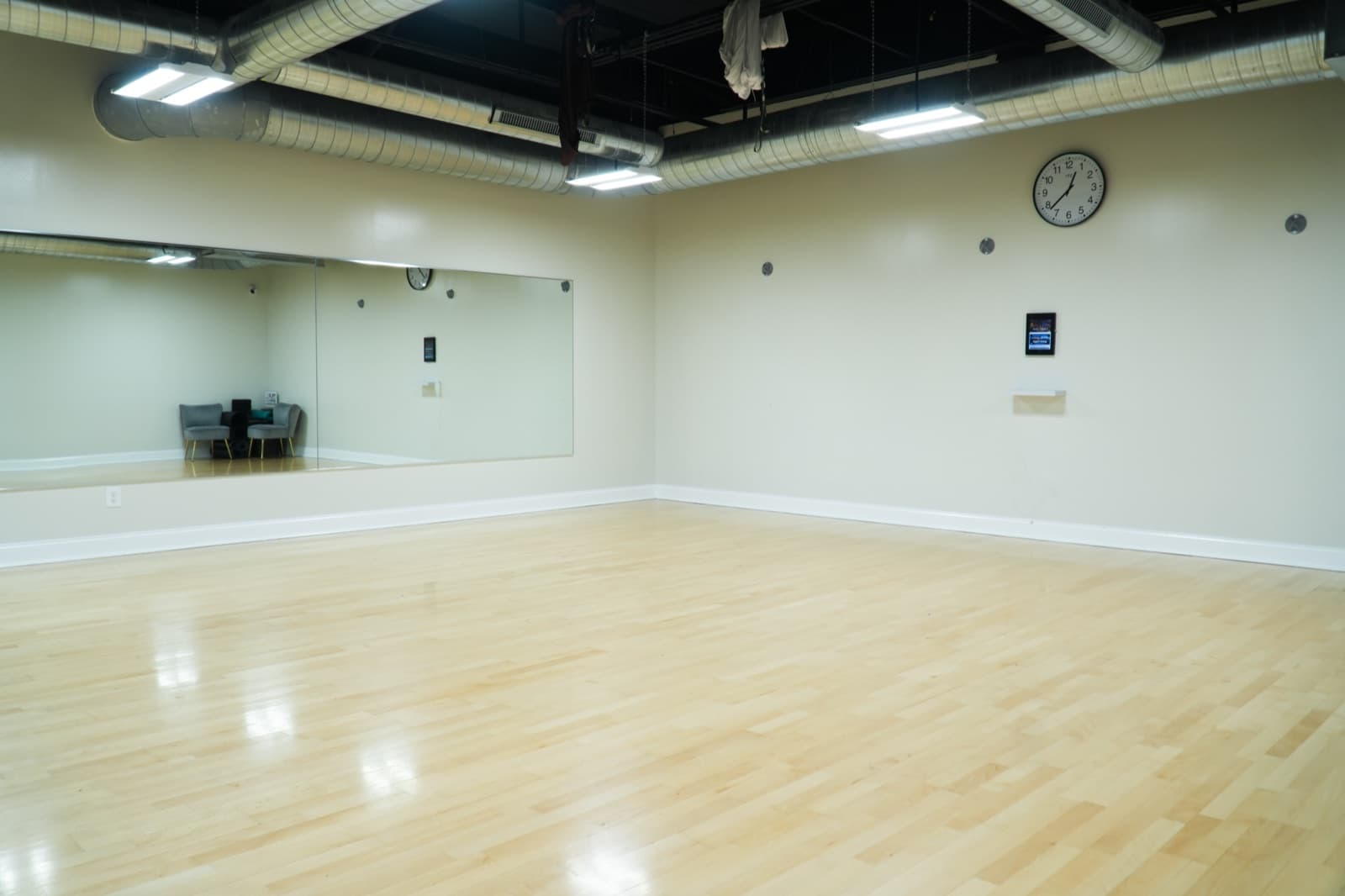 Topaz Room at Brilliant DanceSport Studio
